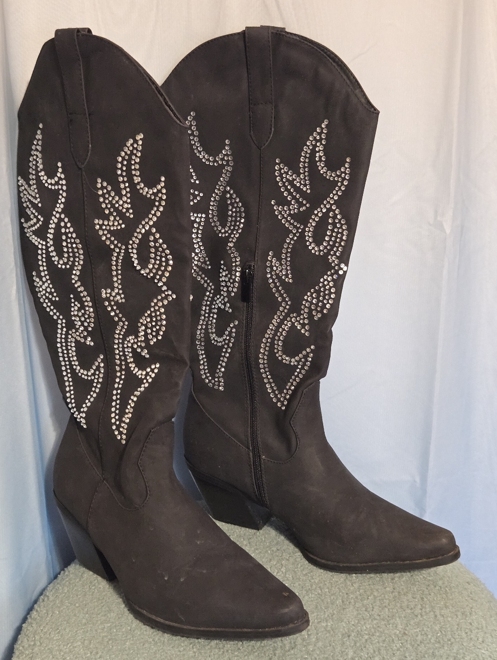 Forever 21 Black Knee-High Studded Western Boots